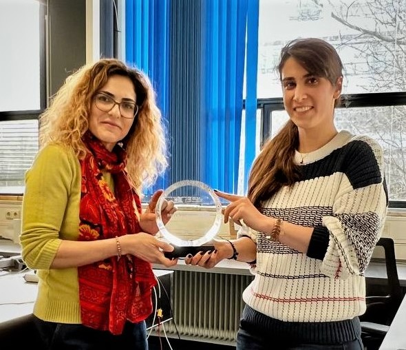Maryam Tehrani and Mahshad Farzannasab (right)