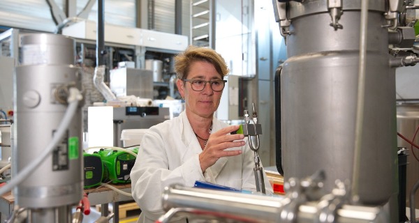 Products and Processes for Biotechnology in the Biobased Economy