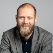 dr. Jasper van der Velde