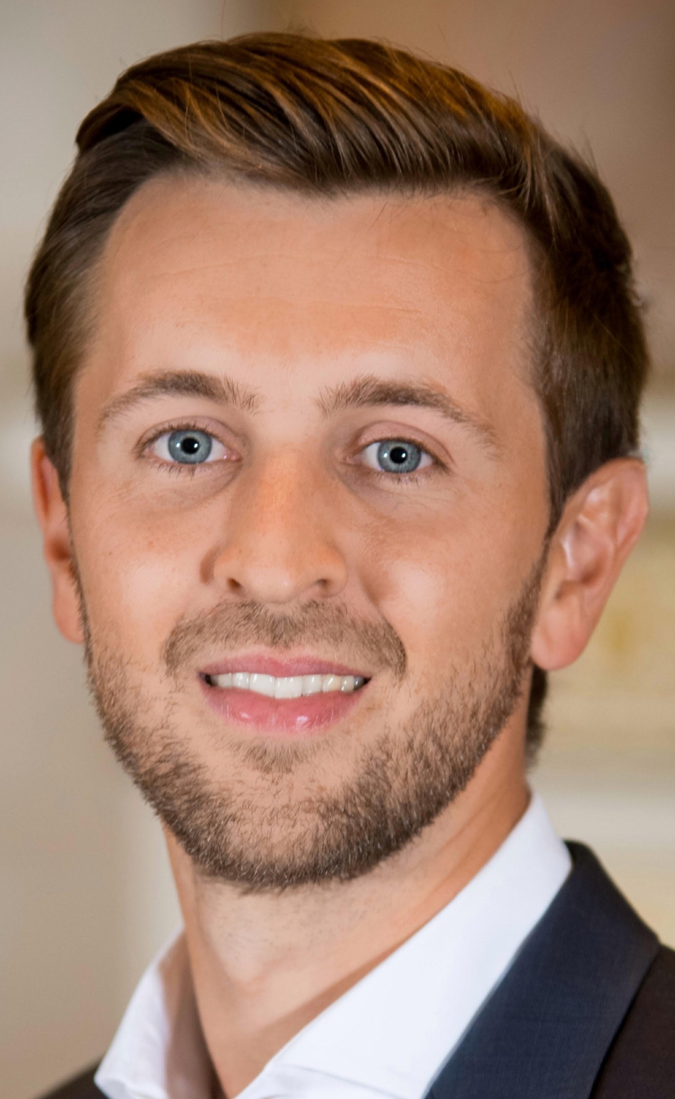Dr. Jan Hennig