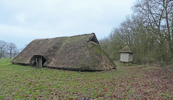 IJzertijd reconstructie in Orvelte (Dr.).