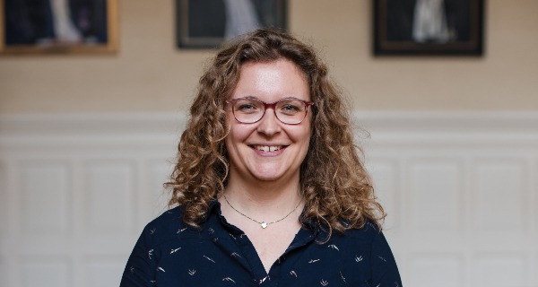 Dr. N.E. (Nynke) Vellinga