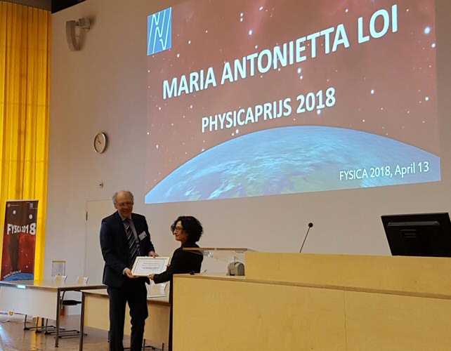 Maria Loi receives the Physica Prize
