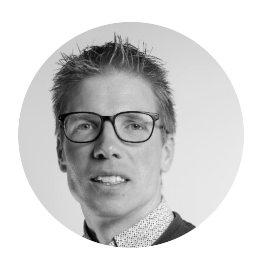 dr. Thom de Vries Faculteit: FEB Expertise: Business, Management, Social Sciences, Interdisciplinary Fellow: RCR