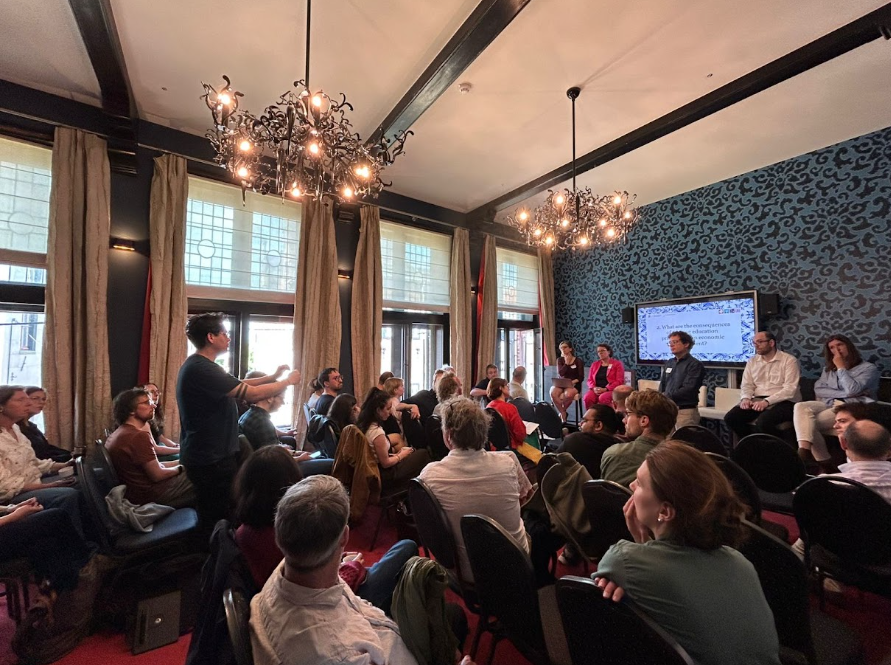 open debate between the audience and the panel, which brought together Standing and Dorling alongside fellow panellists Prof. Lisa Herzog (Faculty of Philosophy), Prof. Aleid Brouwer (FSS), Prof. Justin Doran (University College Cork), and Dr. Femke Cnossen (FSS).
