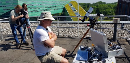 Vanaf het dak van de Bernoulliborg werd een live stream uitgezonden | Foto Science LinX