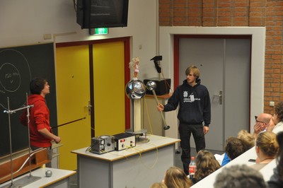 Science demo during the Open Day.