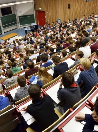 volle collegezaal