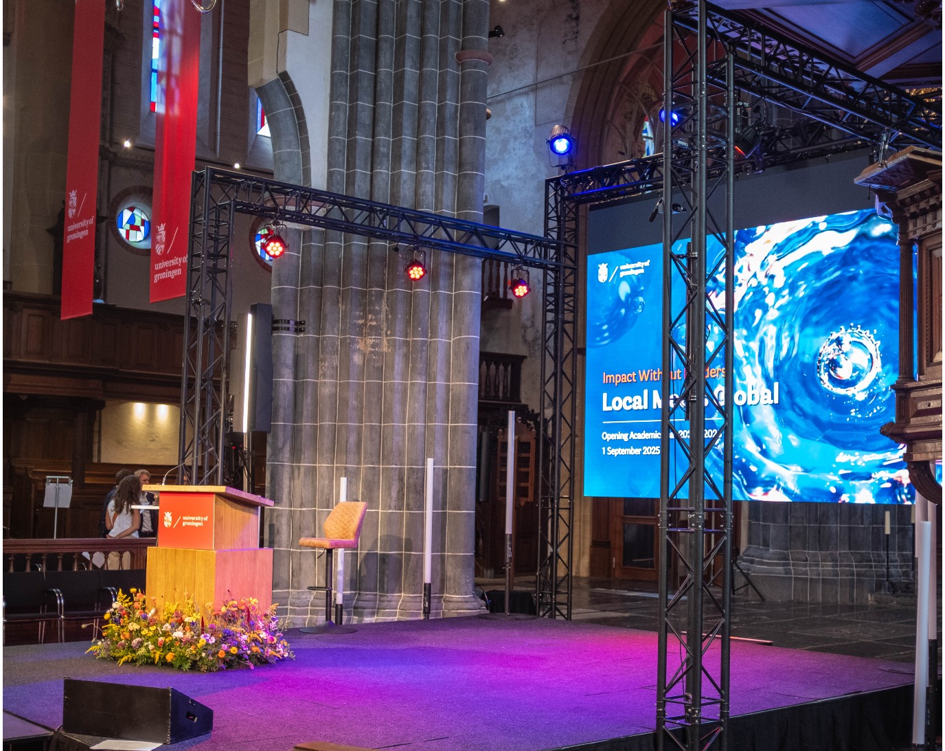 Voorbeeld van een podium dat we gebouwd hebben.