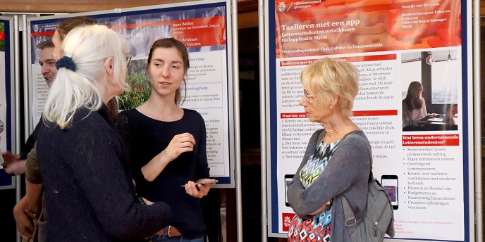 Studenten presenteren hun onderzoek