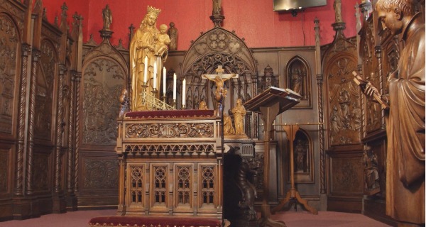 De kerklambrisering in Museum Janning