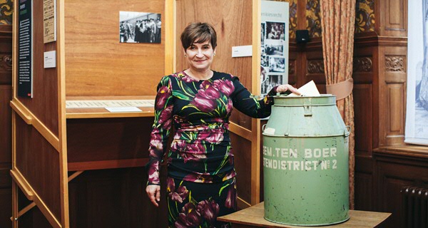 Liliane Ploumen opent vernieuwde Aletta Jacobskamer