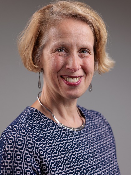 dr. A.M.H. (Angeliek) van Hout
