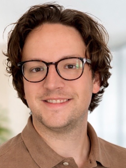 mr. A.M. (Stephan) van den Berg