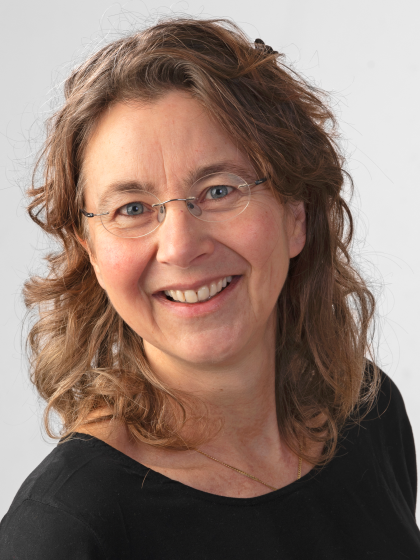 Profielfoto van dr. E. (Esther) Hartman