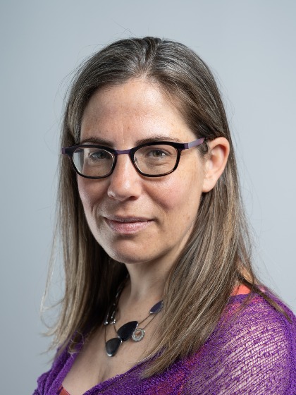 Profile picture of dr. E.J.M. (Esther) Vertelman