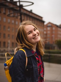 Profielfoto van F.J. (Femke) Hof, MA