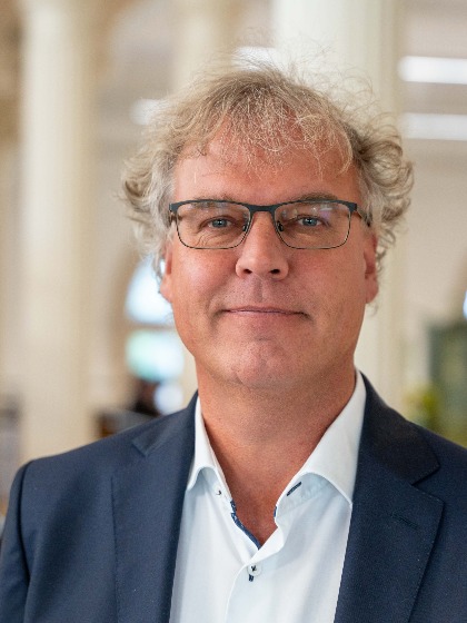 Profielfoto van prof. dr. G. (Gjalt) de Jong