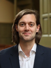 prof. dr. G. (Gert) Stulp