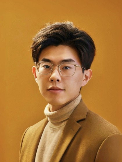 Profielfoto van J. (Junyao) He