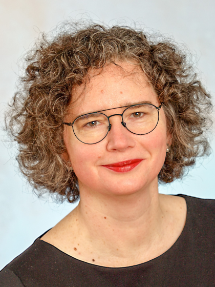 dr. J. (Jana) Knot-Dickscheit