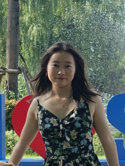 Profile picture of J. Qian