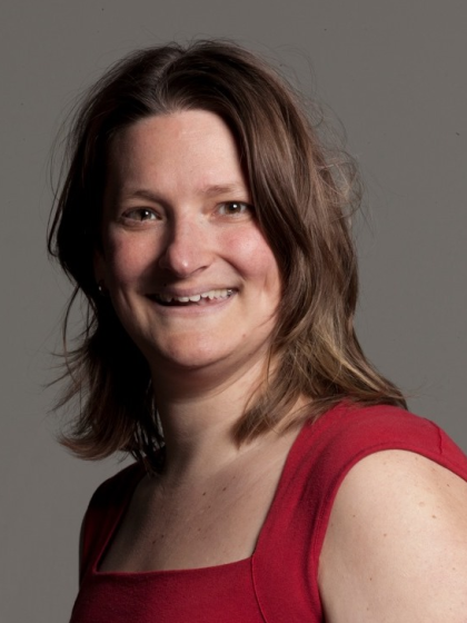 drs. K.E.A. (Karen) Mulders