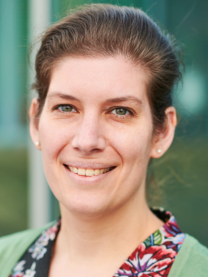 drs. M.L.J. (Marloes) Bergmans