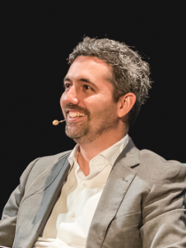 prof. dr. P. (Pablo) Valdivia Martin