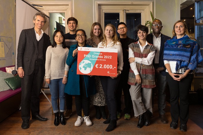 Winners and jury of the Sustainable Society PhD Grants 2022