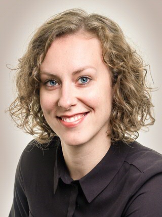 Dr. Naomi de Ruiter