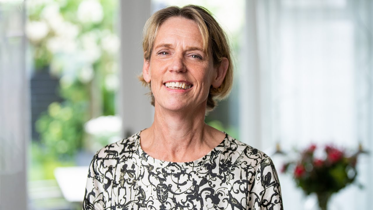Jackie Dekens vertelt over het Lifelines Corona Onderzoek en hoe de vragenlijst tot stand kwam