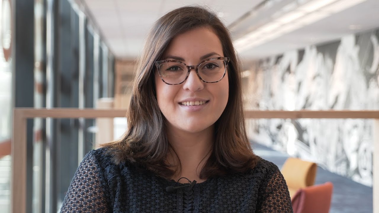Anna Gonzalez, proposition marketeer at VodafoneZiggo | FEB alumnus video portrait