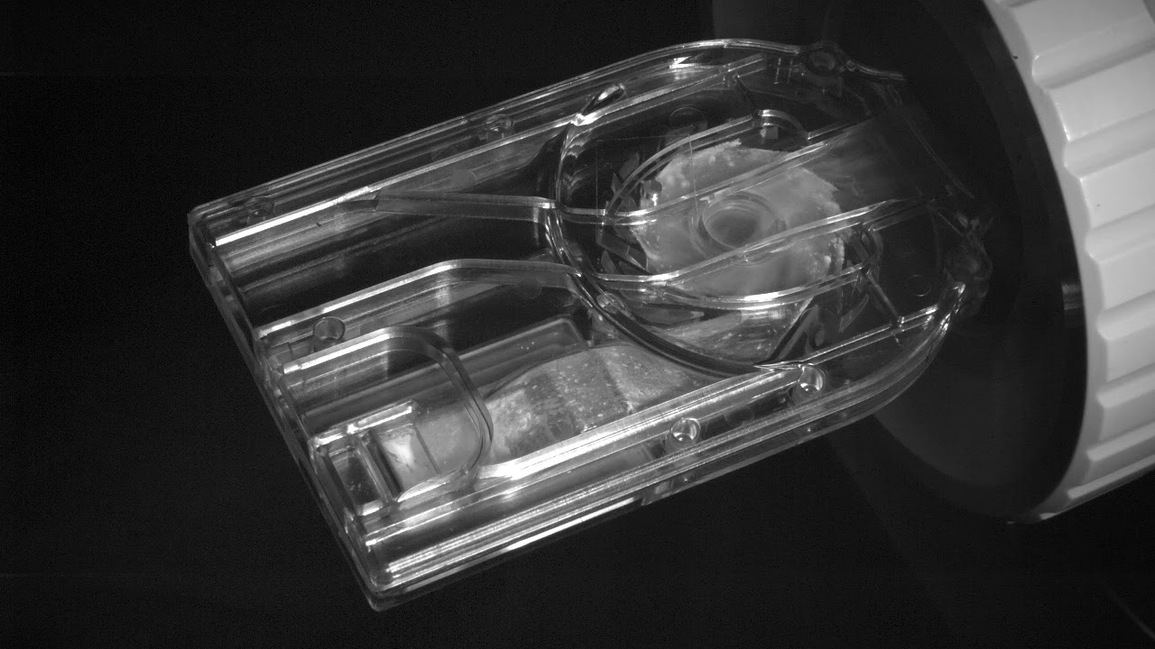 De werking van de Cyclops-inhalator van PureIMS, die ook van pas komt bij de toediening van eiwit MC002