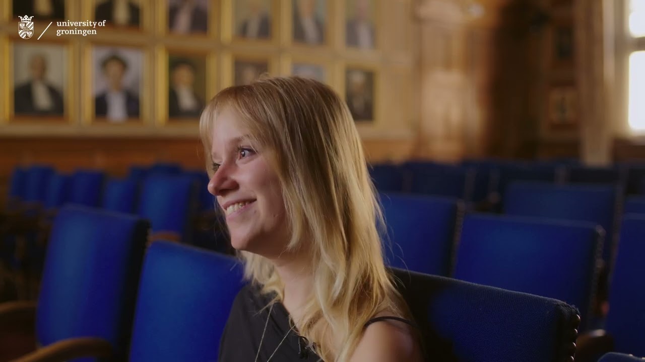 De winnaars van de GUF-100-prijzen 2025 voor de meest excellente studenten van RUG-faculteiten.