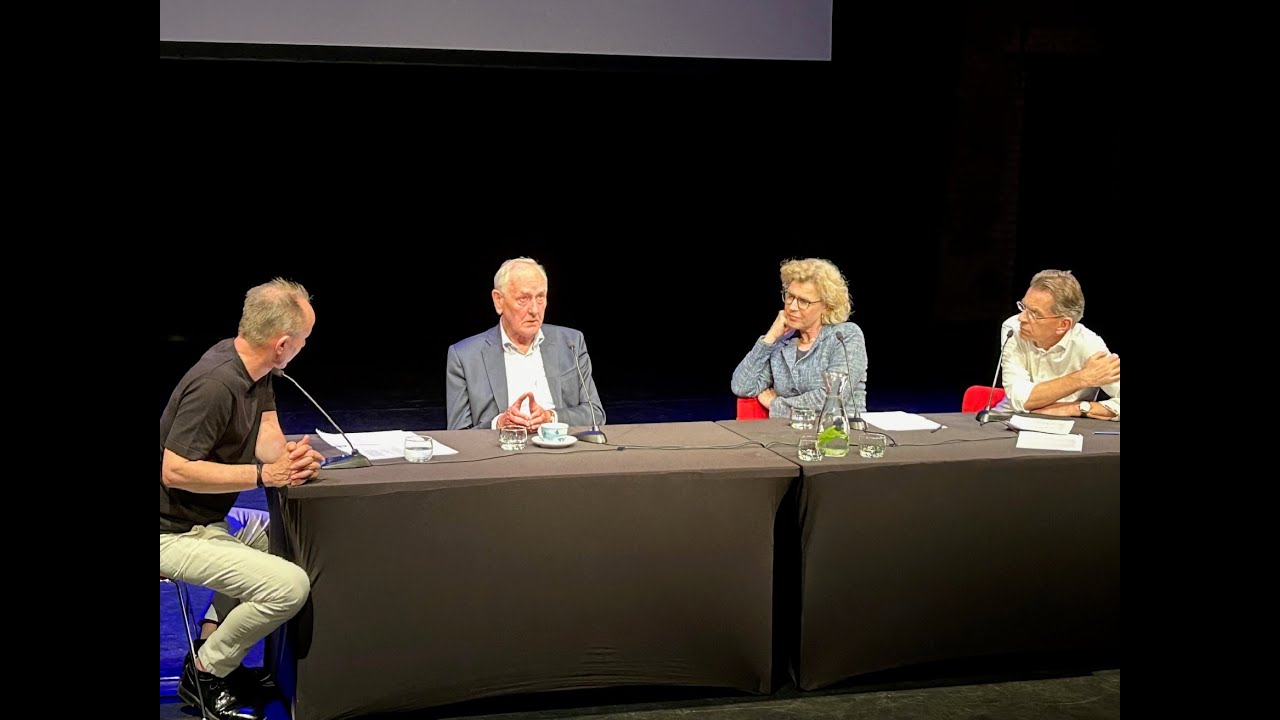 Live recording podcast Leiderschap in Onzekere Tijden (Leadership in Uncertain Times) with politician Johan Remkes as guest
