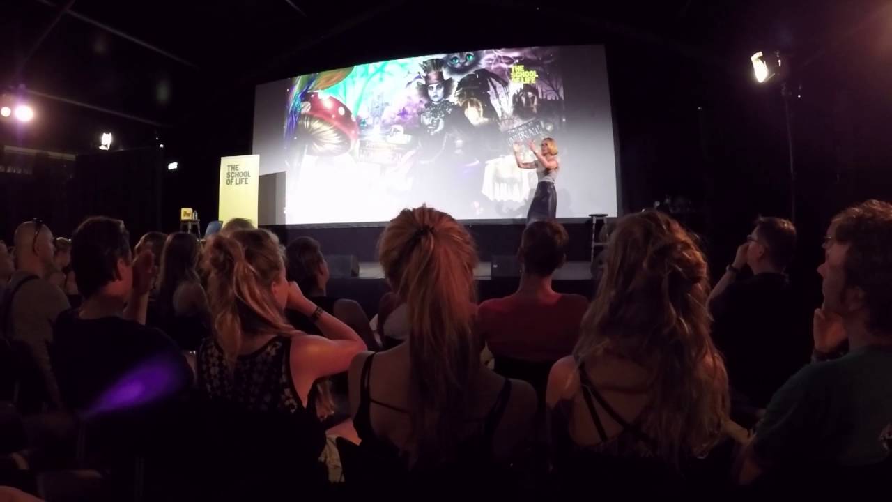 Iris Sommer bij The School of Life, Lowlands