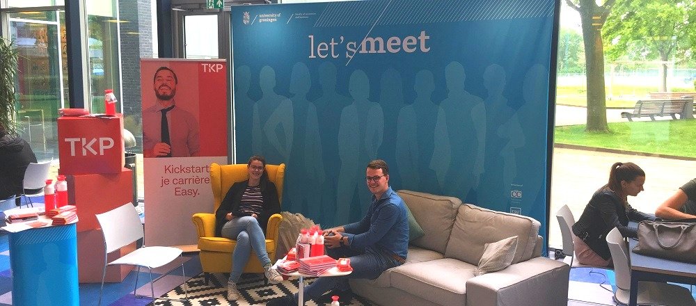 pop-up store