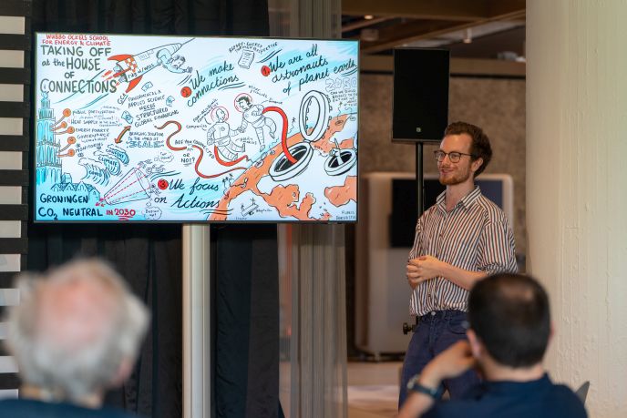 Illustration being presented by Bord & Stift